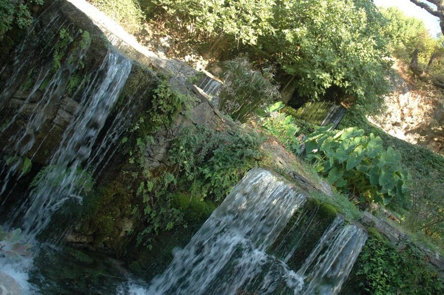 Rethymnon: Kournas Lake, Argyroupolis, and Olive Oil Tour - Argiroupoli Watersprings Stop, A Quick Cool-Down That Changes the Day