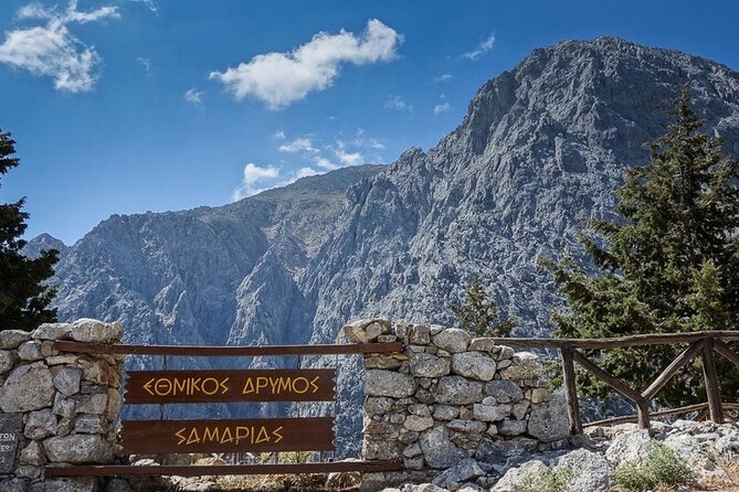 Samaria Gorge Hiking from Chania with Professional Hiking Guide - What I’d pack before you join, especially for knees and calves