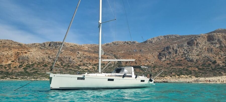 Shared Balos and Gramvousa Sailing Trip with Meal and Drinks - Getting to Kissamos port and finding the right boat