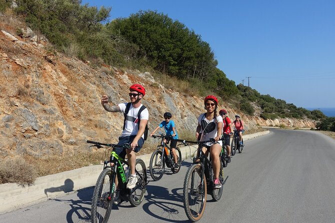 Small Villages and Cretan Nature. E-Bike tour - The bikes and the effort level: 37 km, 800 m, and real confidence