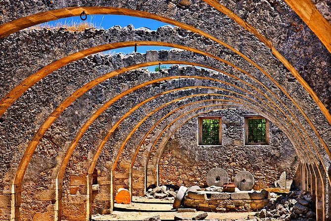 The 7 Villages of Apokoronas Tour – Explore East Chania Mainland - Start Time at 8:00 AM, and Why That Matters