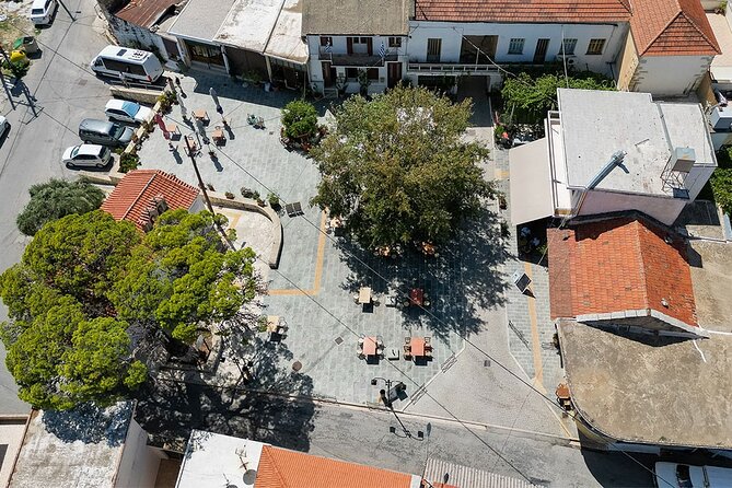 The 7 Villages of Apokoronas Tour – Explore East Chania Mainland - Stop 4: Emprosneros Bakery Stop, Olive Oil Plus Cookies and Bread