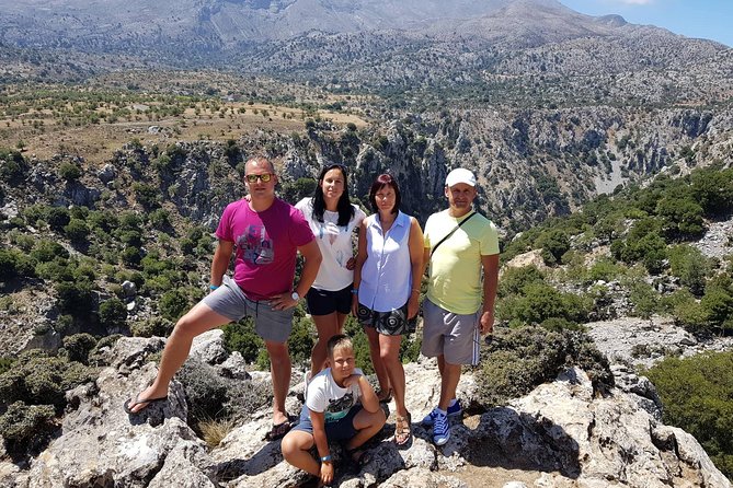 VIP Luxury Private Tour- Half Day - 4x4 Excursion with Land Rover - Pickup Zones, Timing, and the Real Meaning of Half Day
